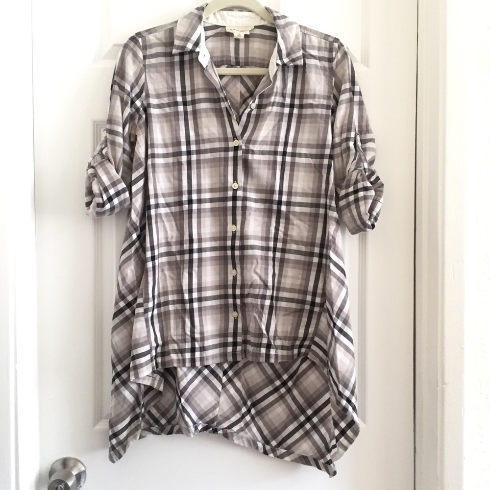 Pure DKNY Hi-Low super soft cotton button up top